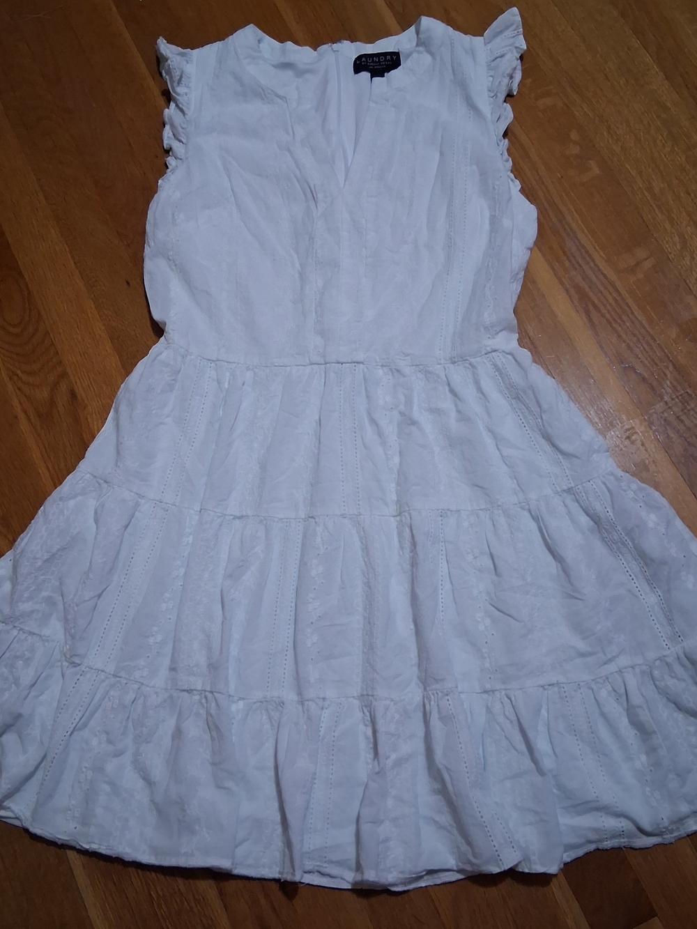 Laundry By Shelli Segal White Flowy Dress With Pockets